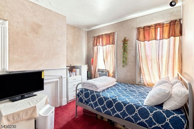 186 Culver Ave, Jersey City, NJ 07305