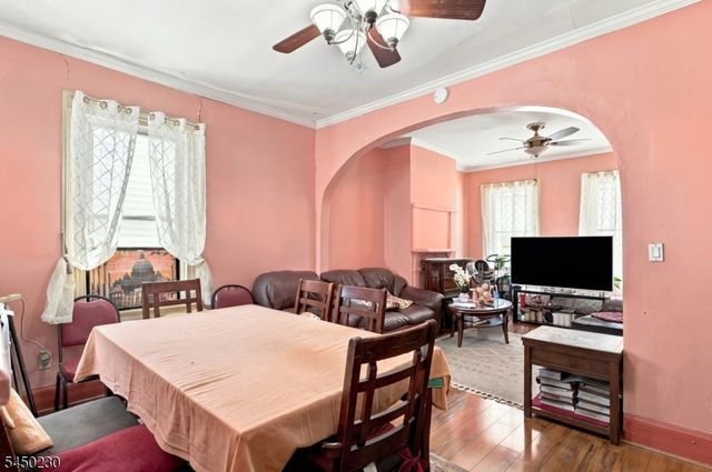186 Culver Ave, Jersey City, NJ 07305
