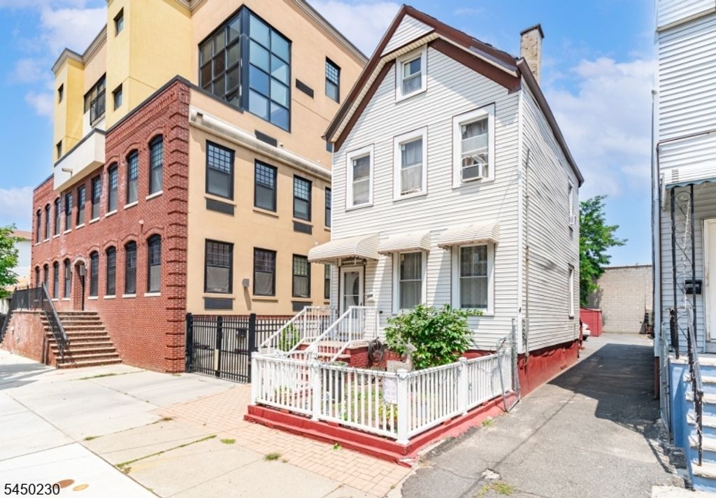 186 Culver Ave, Jersey City, NJ 07305 — photo 2