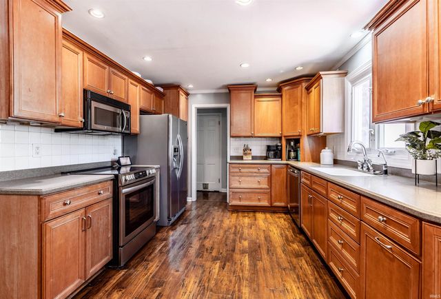 1200 Fuquay Road, Evansville, IN 47715