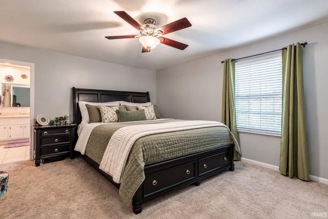 1200 Fuquay Road, Evansville, IN 47715