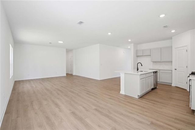 5345 Heron Bay Boulevard, Locust Grove, GA 30248