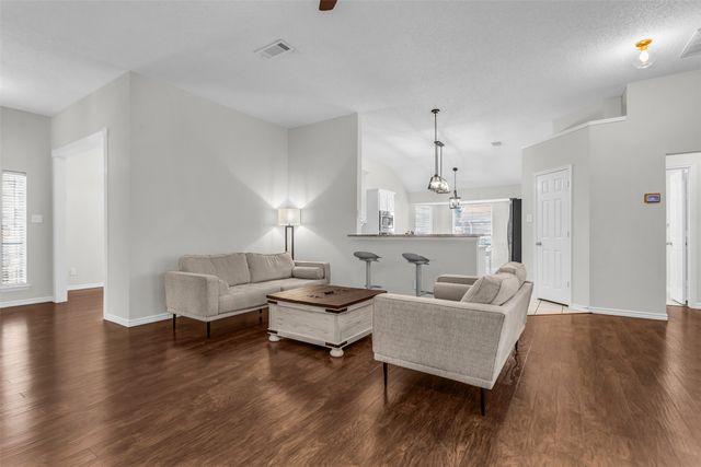 308 Glen Ridge Drive, Murphy, TX 75094