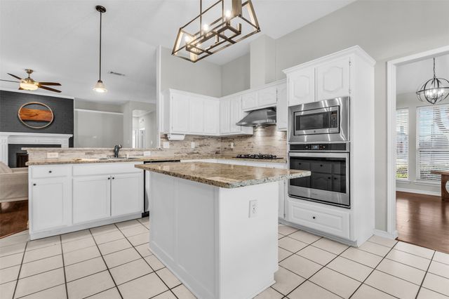 308 Glen Ridge Drive, Murphy, TX 75094