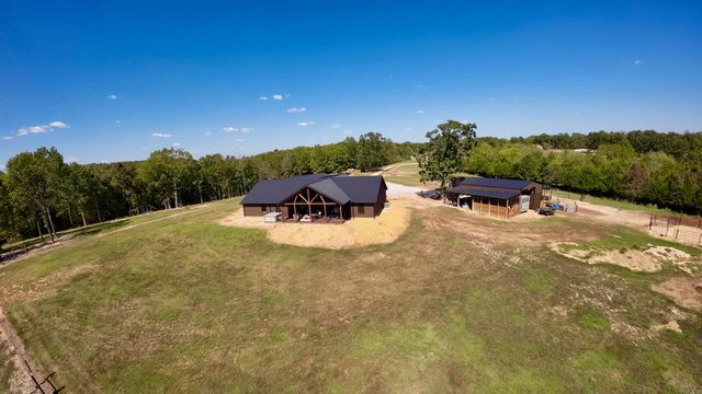 90 Mitchell Road, Batesville, AR 72501