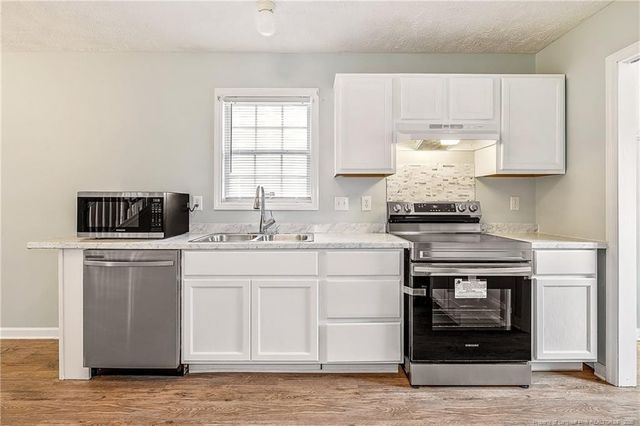 519 Abbottswood Drive, Fayetteville, NC 28301