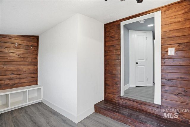 207 10th Avenue N., Nampa, ID 83687