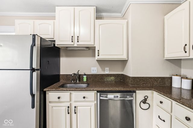 616 E 66th Street, Indianapolis, IN 46220