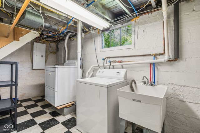 616 E 66th Street, Indianapolis, IN 46220