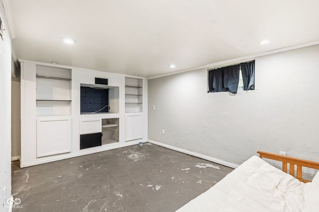 616 E 66th Street, Indianapolis, IN 46220