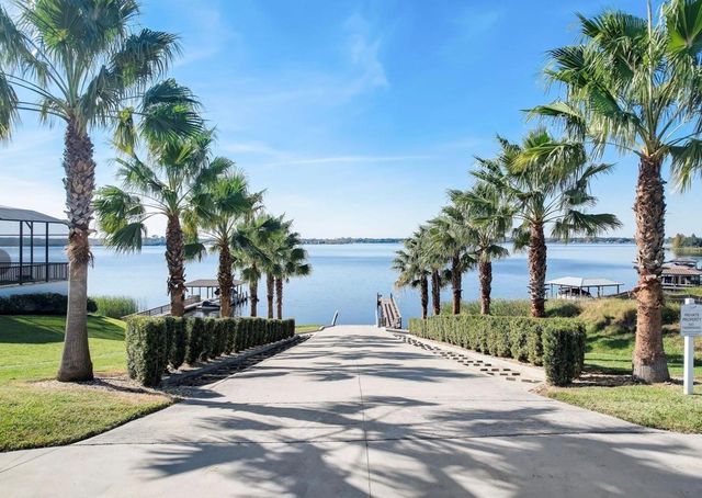 707 WATERFERN TRAIL DRIVE, Auburndale, FL 33823