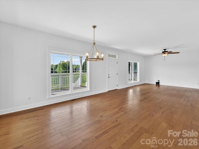 4566 Little Mountain Road, Catawba, NC 28609