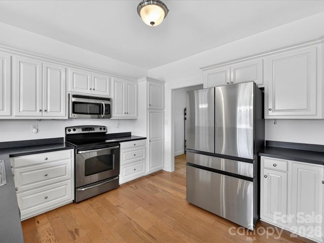 4566 Little Mountain Road, Catawba, NC 28609