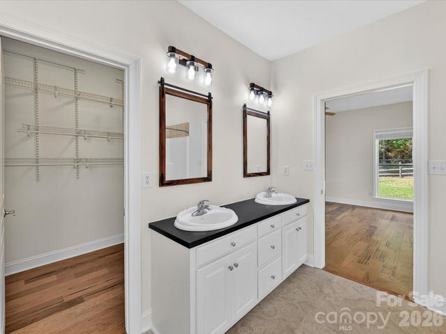 4566 Little Mountain Road, Catawba, NC 28609