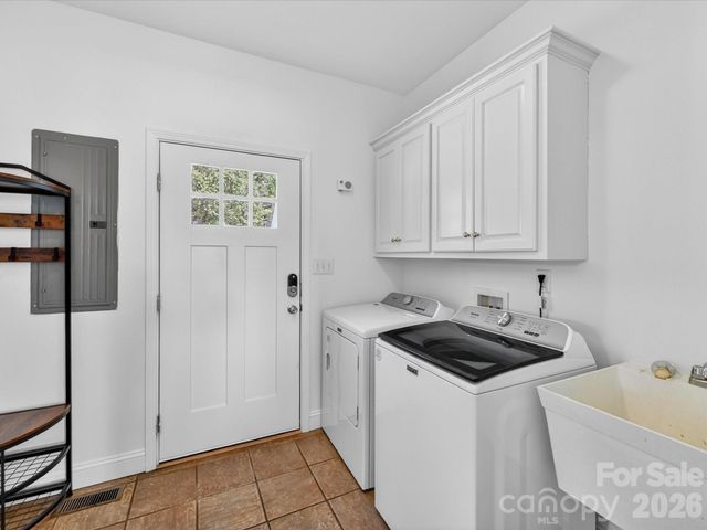 4566 Little Mountain Road, Catawba, NC 28609