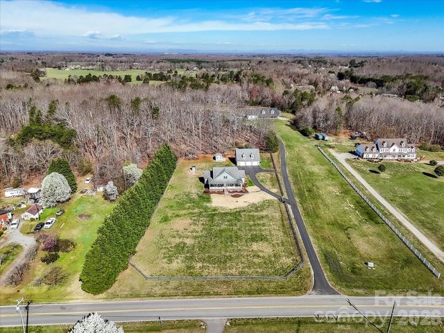 4566 Little Mountain Road, Catawba, NC 28609