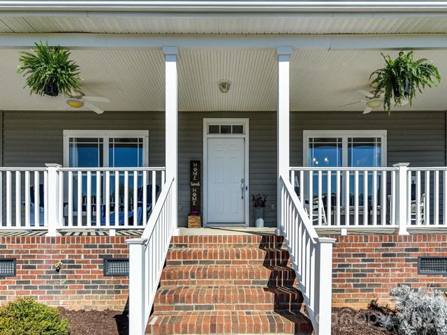 4566 Little Mountain Road, Catawba, NC 28609