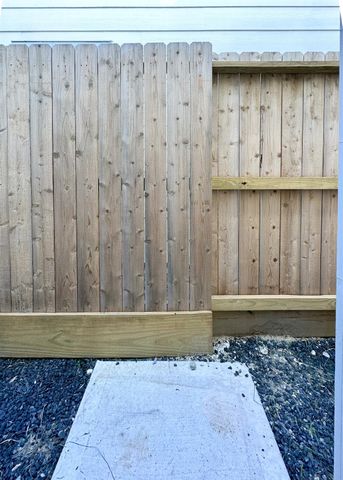 9007 Lonestar Creekbend Lane, Houston, TX 77080