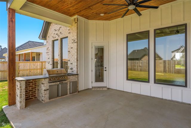 584 Corinth Circle, Bossier City, LA 71111