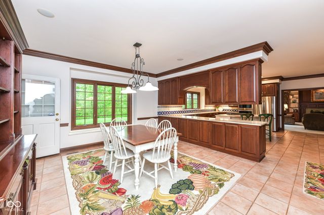 6819 Barrington Place, Fishers, IN 46038