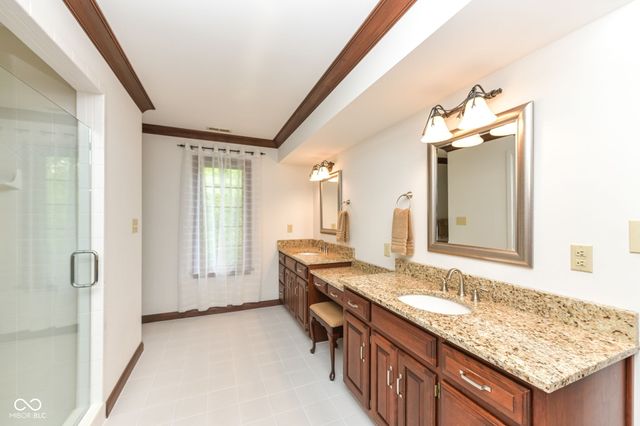 6819 Barrington Place, Fishers, IN 46038