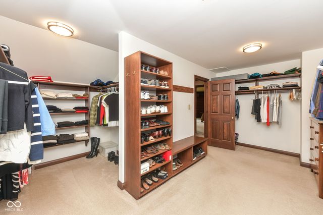 6819 Barrington Place, Fishers, IN 46038