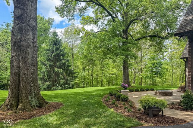 6819 Barrington Place, Fishers, IN 46038