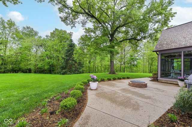 6819 Barrington Place, Fishers, IN 46038