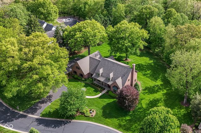 6819 Barrington Place, Fishers, IN 46038