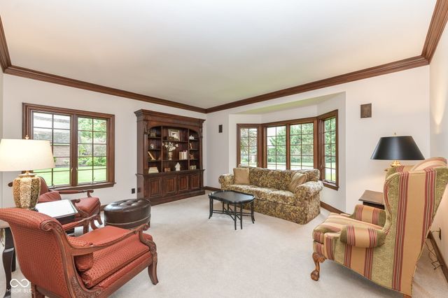 6819 Barrington Place, Fishers, IN 46038
