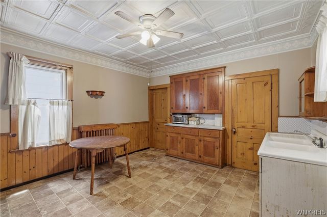 136 Humason Avenue, Buffalo, NY 14211