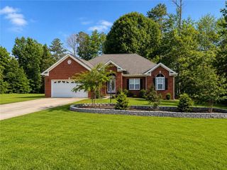136 Eagles Nest Circle, Carrollton, GA 30116