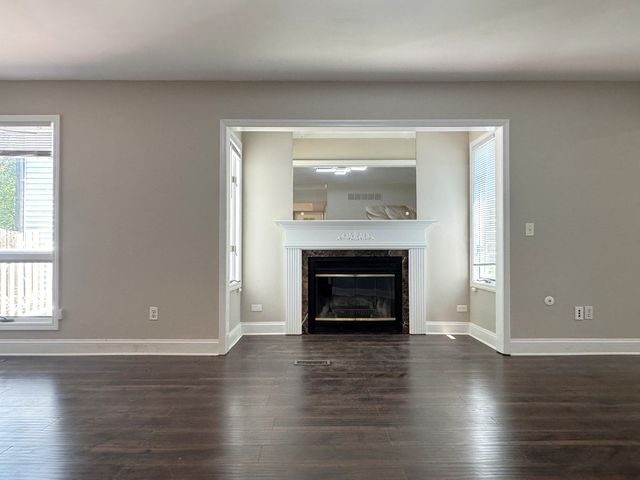 6652 Fernwood Drive, Lisle, IL 60532