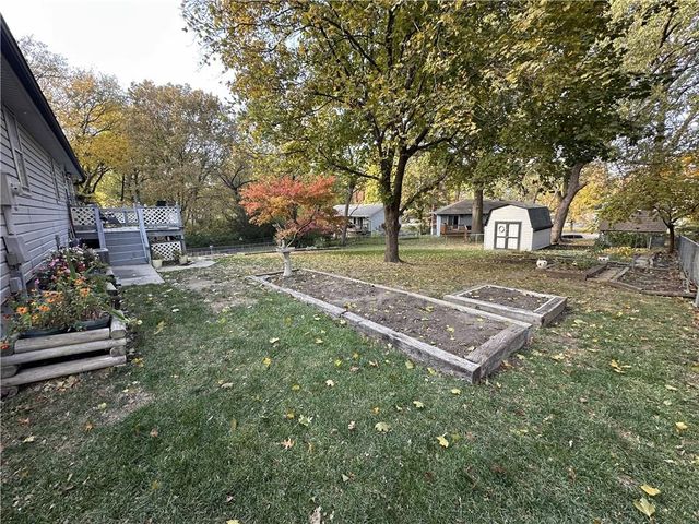 606 NE 115th Street, Kansas City, MO 64155