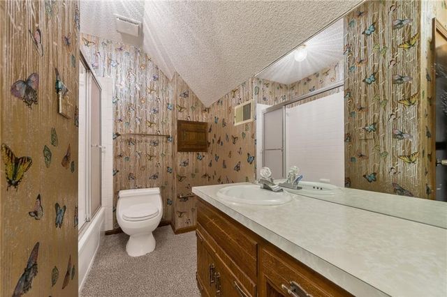 606 NE 115th Street, Kansas City, MO 64155