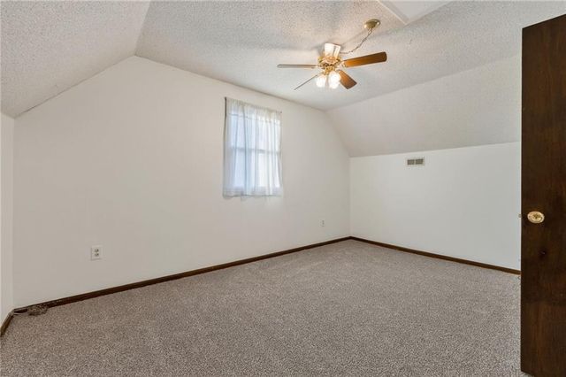 606 NE 115th Street, Kansas City, MO 64155