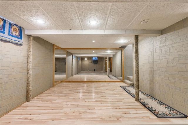 606 NE 115th Street, Kansas City, MO 64155