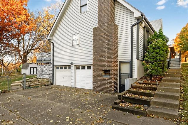 606 NE 115th Street, Kansas City, MO 64155