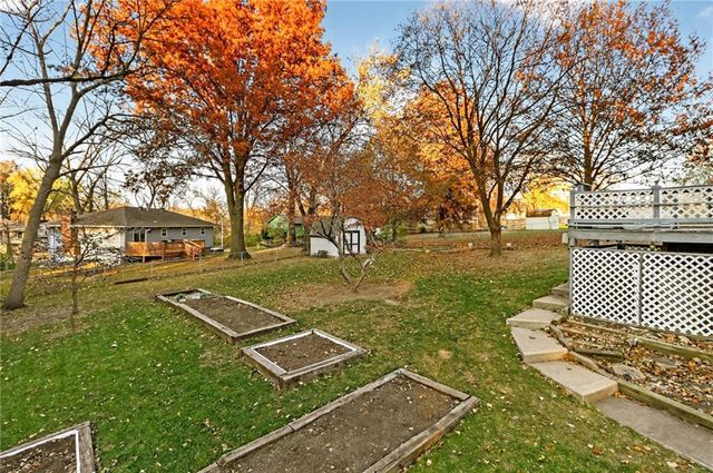 606 NE 115th Street, Kansas City, MO 64155