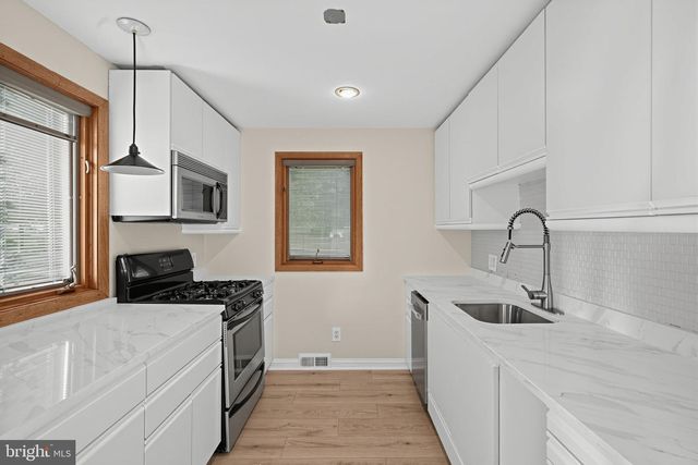 133 REVIEW AVE, Lawrence Twp, NJ 08648