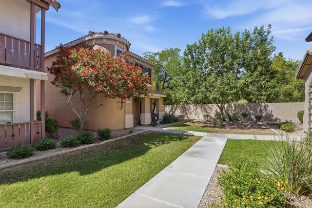 1380 S Sabino Drive, Gilbert, AZ 85296