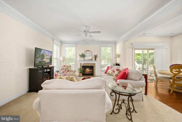 5657 LIBERTY MANOR CIR, Woodbridge, VA 22193