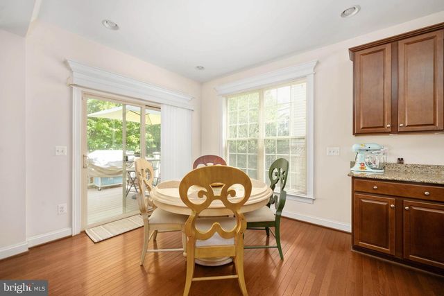 5657 LIBERTY MANOR CIR, Woodbridge, VA 22193