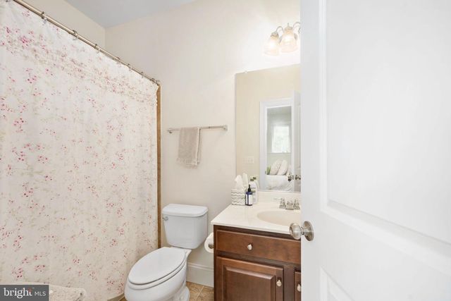 5657 LIBERTY MANOR CIR, Woodbridge, VA 22193