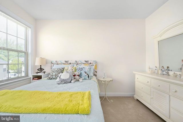 5657 LIBERTY MANOR CIR, Woodbridge, VA 22193