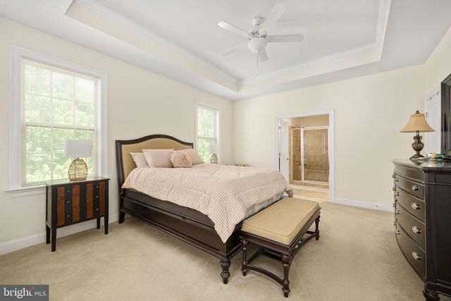 5657 LIBERTY MANOR CIR, Woodbridge, VA 22193