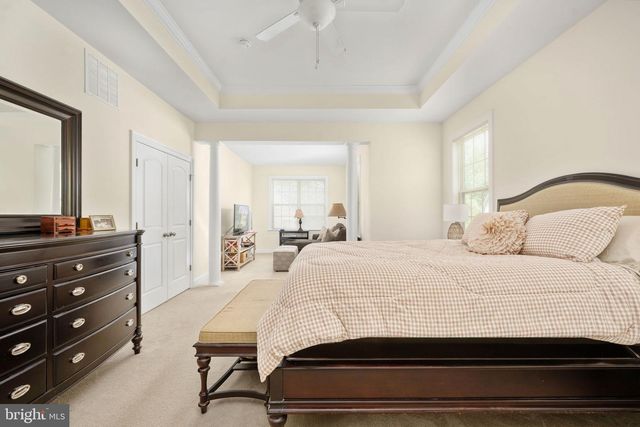 5657 LIBERTY MANOR CIR, Woodbridge, VA 22193