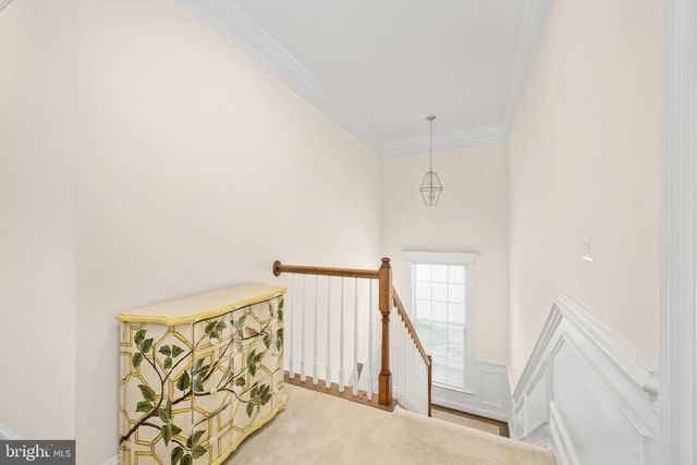 5657 LIBERTY MANOR CIR, Woodbridge, VA 22193