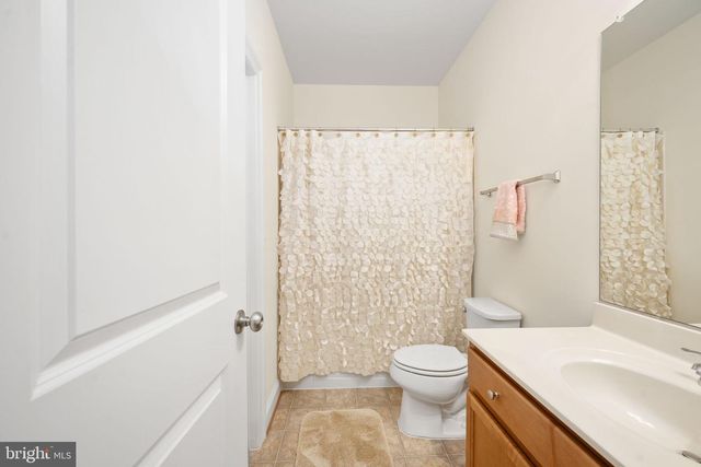 5657 LIBERTY MANOR CIR, Woodbridge, VA 22193