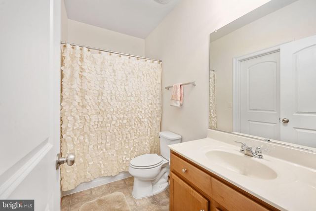 5657 LIBERTY MANOR CIR, Woodbridge, VA 22193